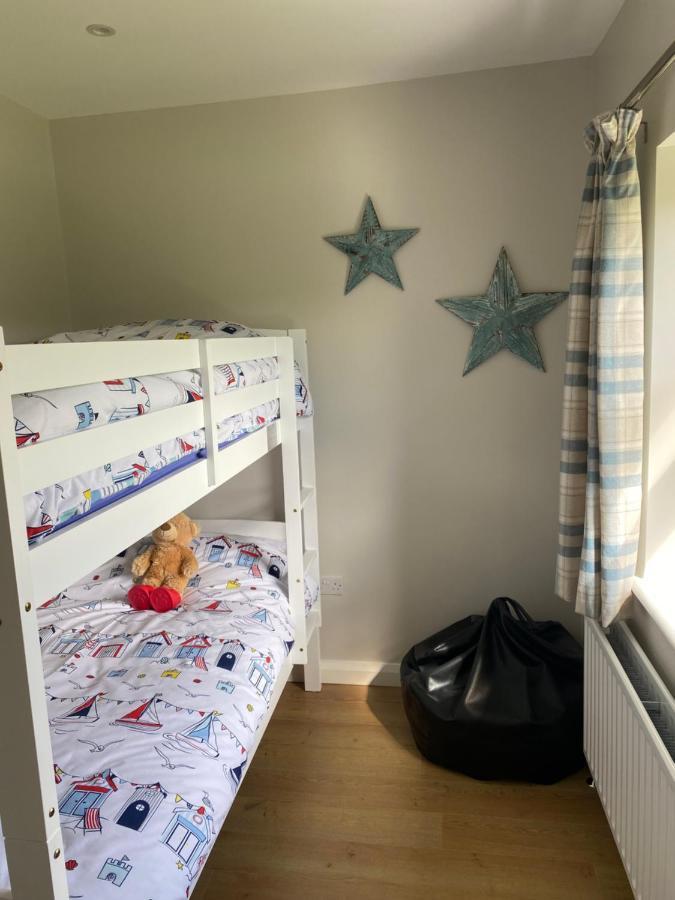 The Gate Lodge At Dunnanew - 4 Star- Sleeps 5 Seaforde Exterior foto