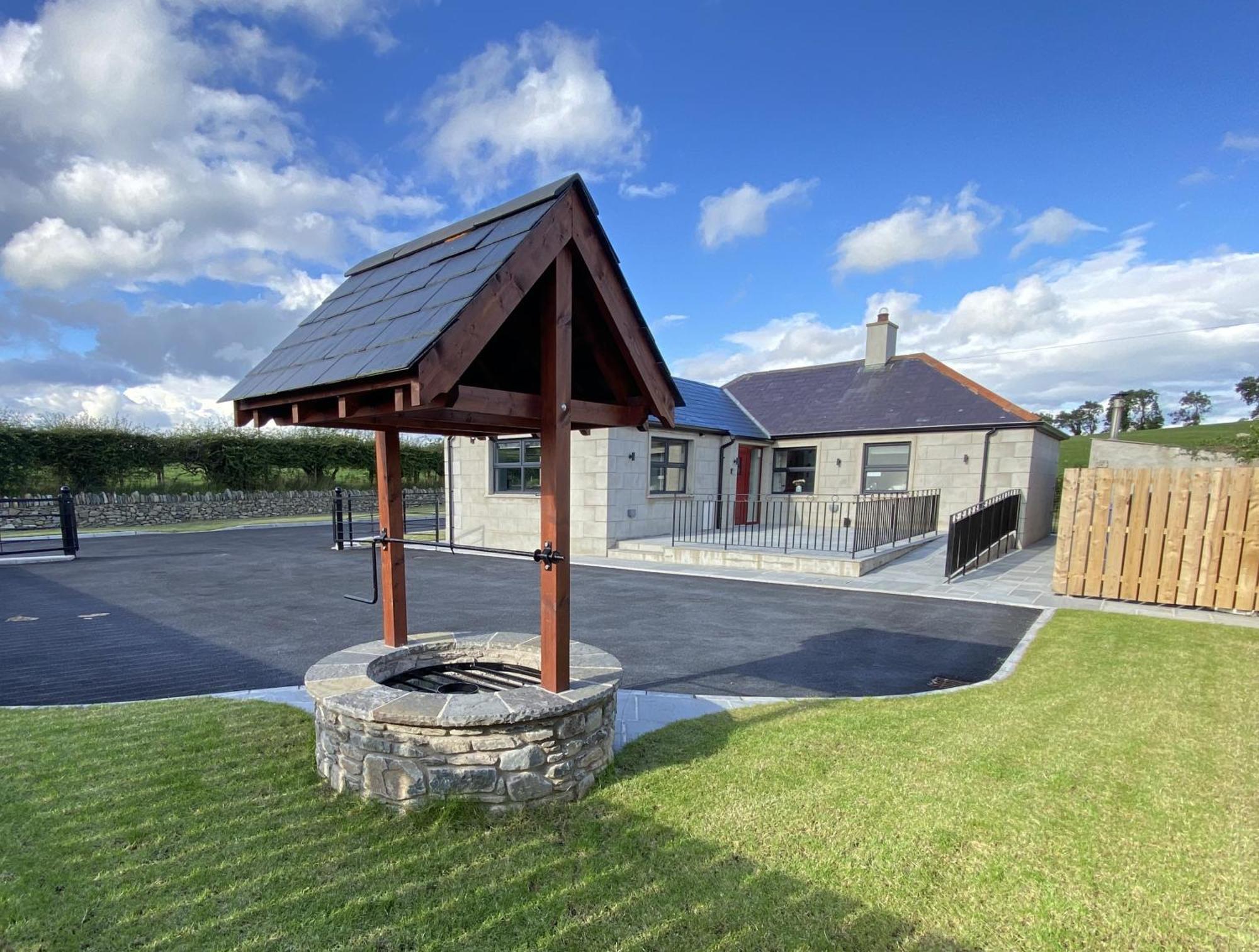 The Gate Lodge At Dunnanew - 4 Star- Sleeps 5 Seaforde Exterior foto